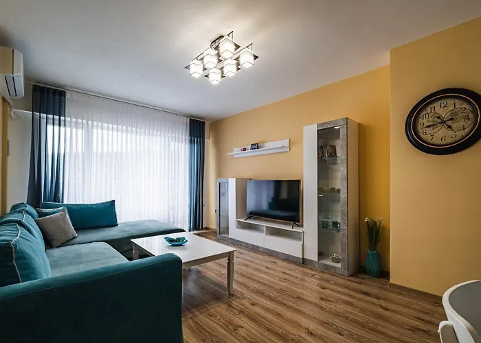 Luxury With Sea View,free Parking! Appartamento