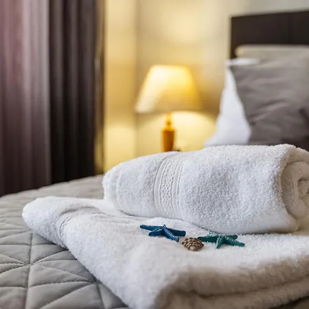 Apartment Luxury With Sea View,free Parking! *