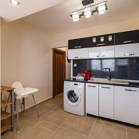 Luxury With Sea View,free Parking! Appartement *