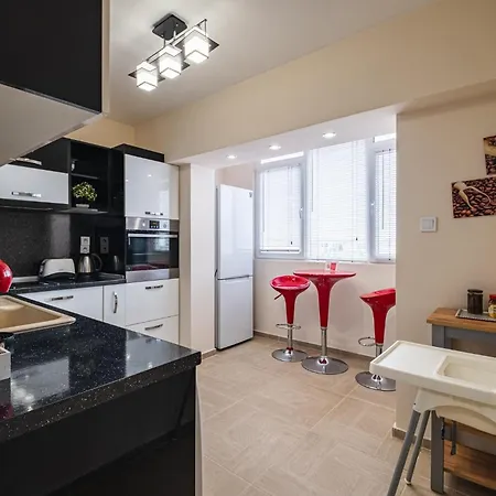 Appartement Luxury With Sea View,free Parking!