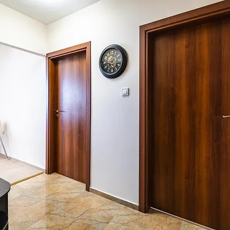 Luxury With Sea View,free Parking! Appartement *