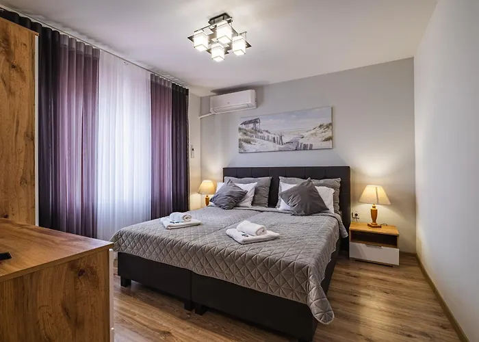 Luxury With Sea View,free Parking! *