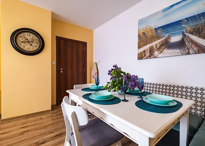 Апартаменты Luxury With Sea View,free Parking! *