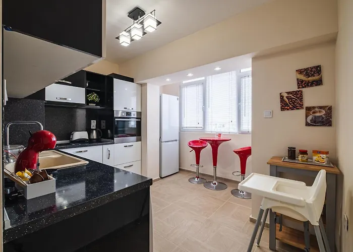 Апартаменты Luxury With Sea View,free Parking!